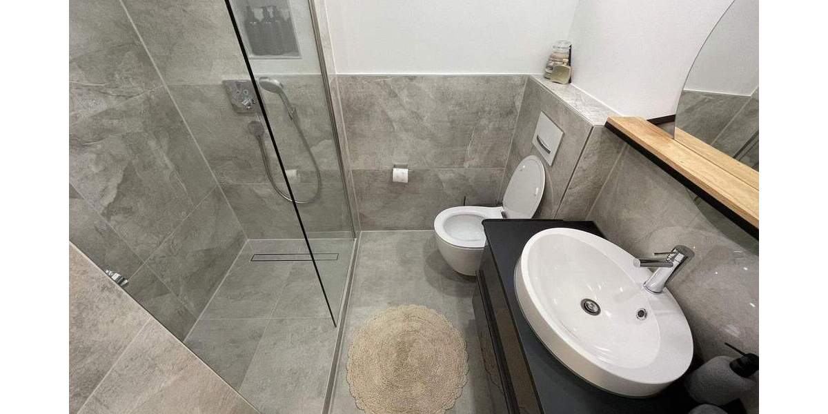 *Privat* Stilvoll modernisierte 3,5 Zimmer Wohnung in Wiesbaden 3 zimmer