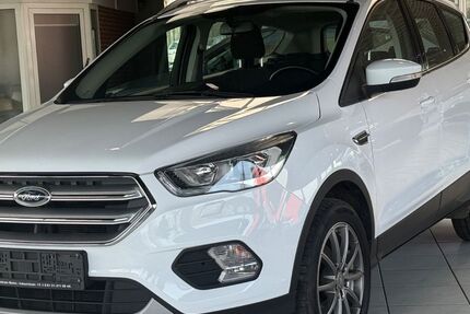 Ford Kuga 123.000 km 8.999 &euro; Mainz 55120
