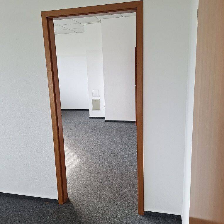 Ffm.-Griesheim: Büro ca. 125 m² - Flughafen und Messe schnell erreichbar