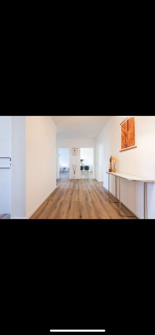 Wohnung zum Kaufen in Raunheim 299.000 € 93 m² 3 zimmer