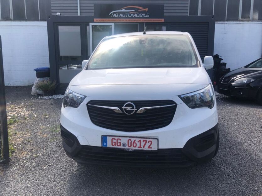 Opel Combo 146.817 km 8.400 € Raunheim 65479