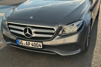 Mercedes E 200