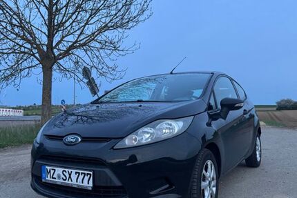 Ford Fiesta 67.090 km 4.000 &euro; Mainz 55124