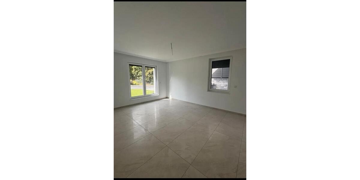 Erdgeschoßwohnung Wiesbaden Mainz-Amöneburg - 4 Zimmer, 95 m&sup2;, 1.900&euro; | Angebot:26195939