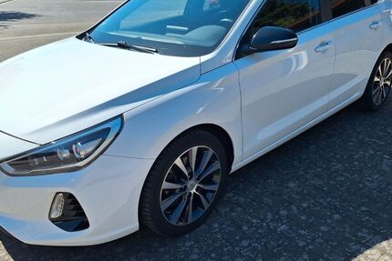 Hyundai i30 79.000 km 10.900 &euro; Bingen 55411