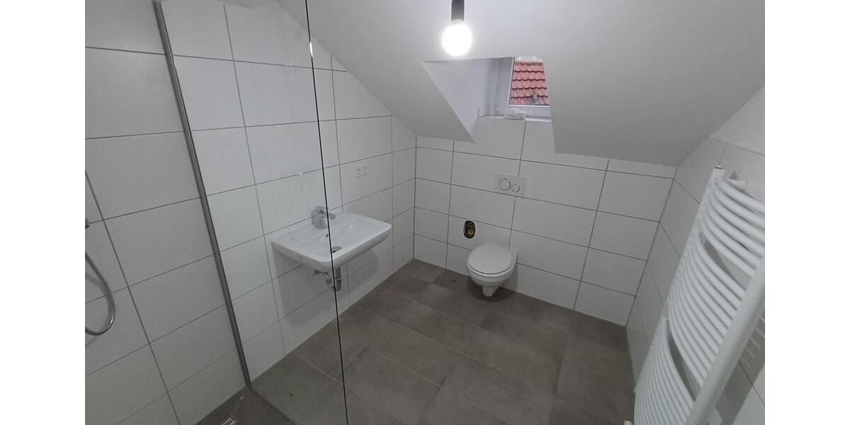 Etagenwohnung Wiesbaden - 3 Zimmer, 68 m&sup2;, 900&euro; | Angebot:25805953