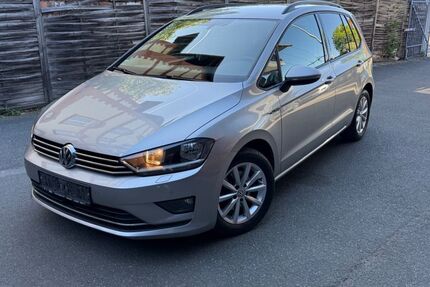 VW Golf 134.633 km 9.299 &euro; Wiesbaden 65189