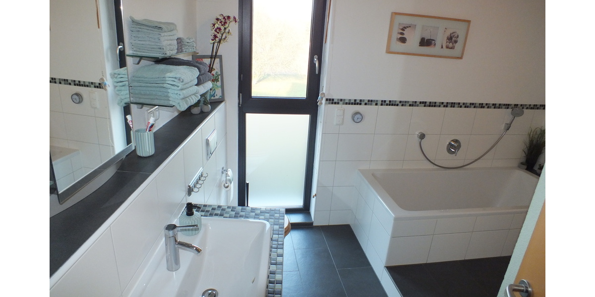 Architektenhaus in Feldrandlage mit ca. 350m² Wohnfl. und ca. 802m² Grundst.! - Einfamilienhaus Büttelborn | Angebot:26644562