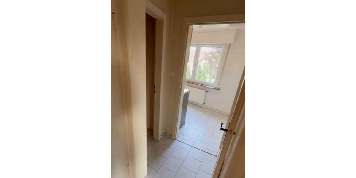 Zweifamilienhaus zur Kernsanierung mit Ausbaureserve in Hattersheim 9 zimmer