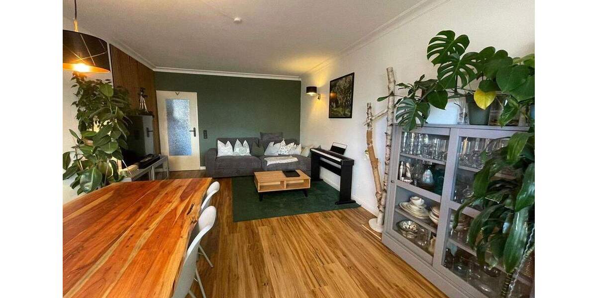 Etagenwohnung Niedernhausen - 4 Zimmer, 90 m&sup2;, 209.000&euro; | Angebot:25823326