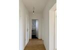 Hoch hinaus - sanierte und renovierte 2-Zimmer-Wohnung mit Balkon