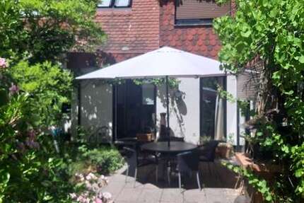 Haus zum Kaufen in Rüsselsheim 875.000 € 240 m² 8 zimmer