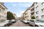 Moderne 3,5-Zimmer-AltbauWohnung mit Balkon, Terrasse und Mini-Garten im Westend Nähe Goethe-Campus