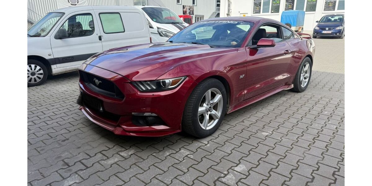 Ford Mustang 91.568 km 19.650 &euro; Bechtheim 65510