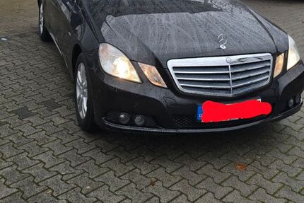 Mercedes-Benz E 200 125.000 km 9.999 &euro; Wiesbaden 65199