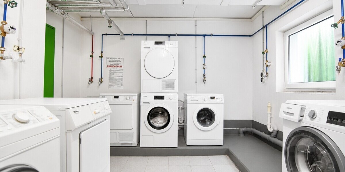 Wunderschöne 2 Zi Wohnung mit Kamin und TG PLatz - hier können Sie entspannen - Etagenwohnung Oberursel | Angebot:27505507
