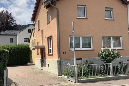 2 Doppelhaushälften Vorderhaus+Hinterhaus 8 zimmer