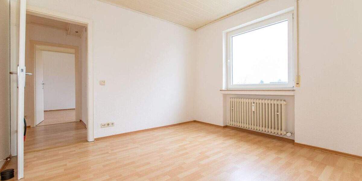 Etagenwohnung Wiesbaden Klarenthal - 3 Zimmer, 73 m&sup2;, 238.000&euro; | Angebot:24906026