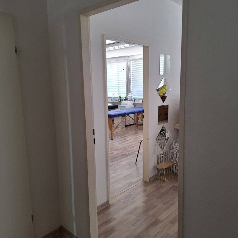 65933 Ffm.-Griesheim - Praxisfläche ca. 125 m²