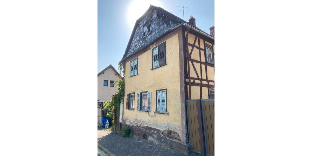 Einfamilienhaus Hünfelden - 4 Zimmer, 80 m&sup2;, 77.000&euro; | Angebot:26552037