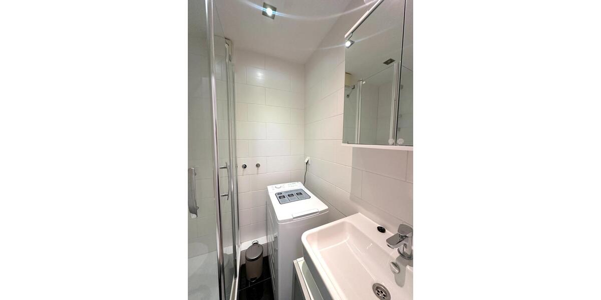 Etagenwohnung Schwalbach am Taunus - 1 Zimmer, 8 m&sup2;, 465&euro; | Angebot:24691836