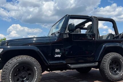 Jeep Wrangler 135.000 km 29.900 € Mainz 55131