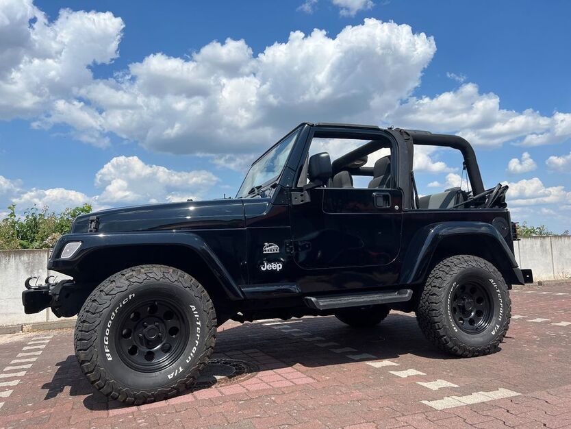 Jeep Wrangler 135.000 km 29.900 € Mainz 55131