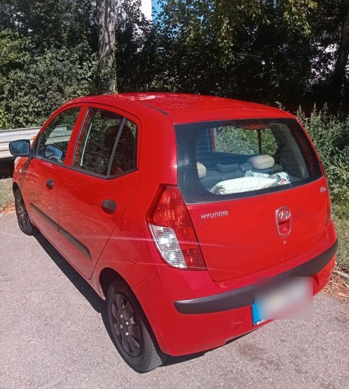 i10
