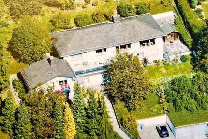 Haus Bad Schwalbach - 11 Zimmer, 407 m&sup2;, 995.000&euro; | Angebot:26266201