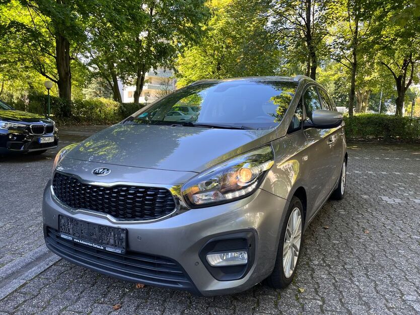 Kia Carens 156.000 km 7.699 € Wiesbaden 65203