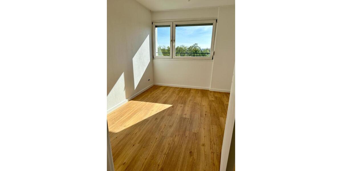 Etagenwohnung Mainz Mombach - 4 Zimmer, 93 m&sup2;, 314.000&euro; | Angebot:26324763