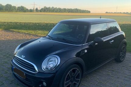 Mini ONE 187.000 km 4.900 &euro; Mommenheim 55278