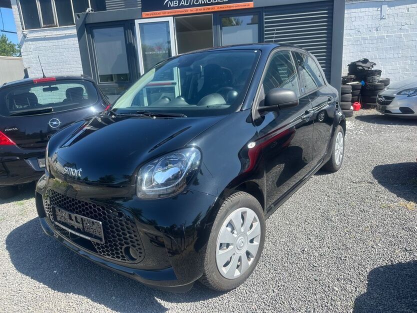 Smart ForFour 8.976 km 8.900 € Raunheim 65479