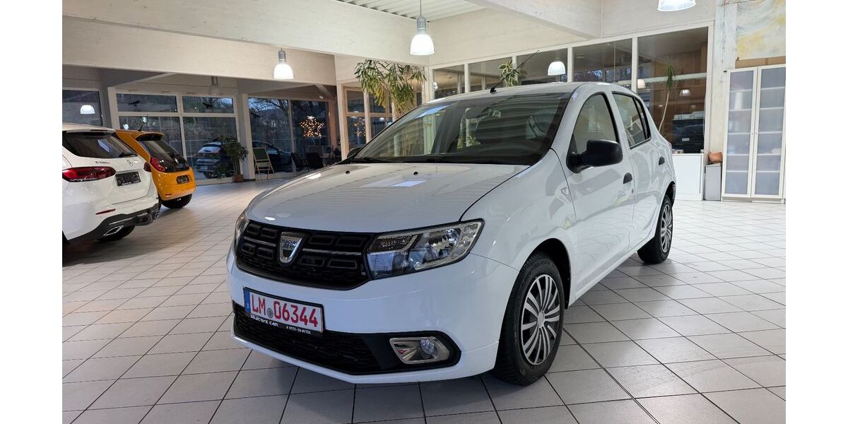 Dacia Sandero 30.000 km 8.999 &euro; Selters 65618