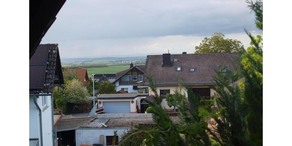 Einfamilienhaus Hünfelden - 8 Zimmer, 220 m&sup2;, 2.000&euro; | Angebot:26687926