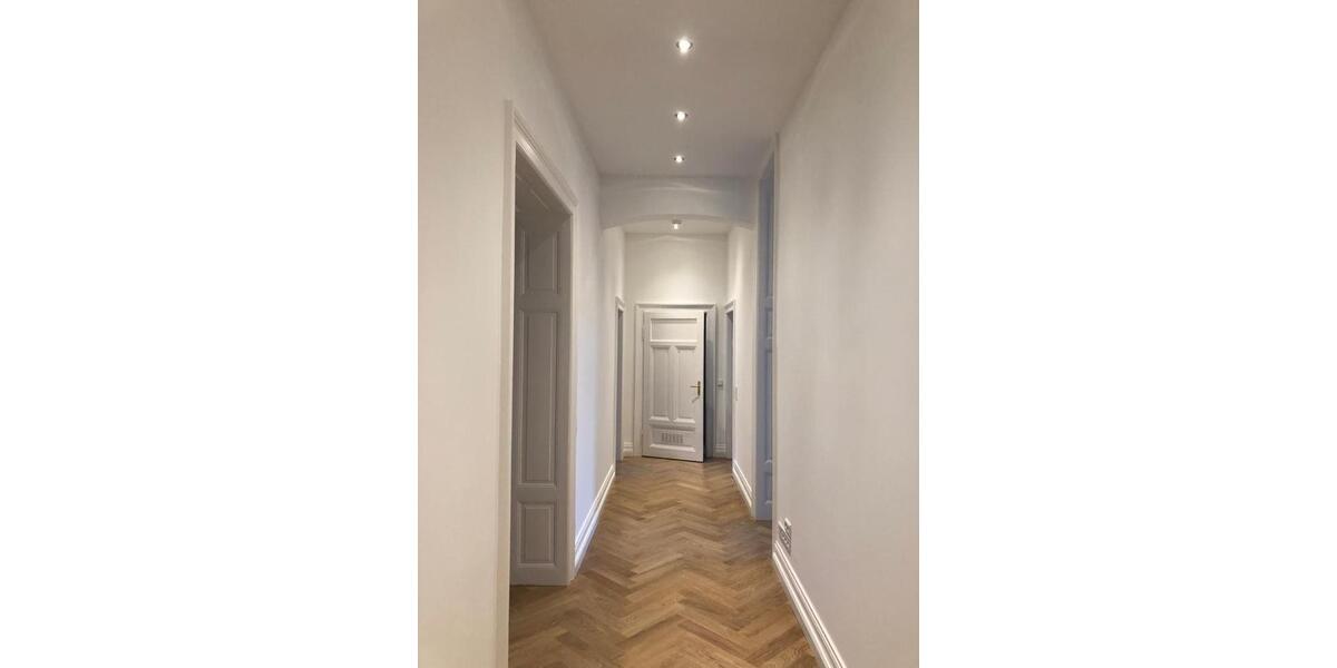 Etagenwohnung Wiesbaden Klarenthal - 5 Zimmer, 125 m&sup2;, 2.200&euro; | Angebot:26404973