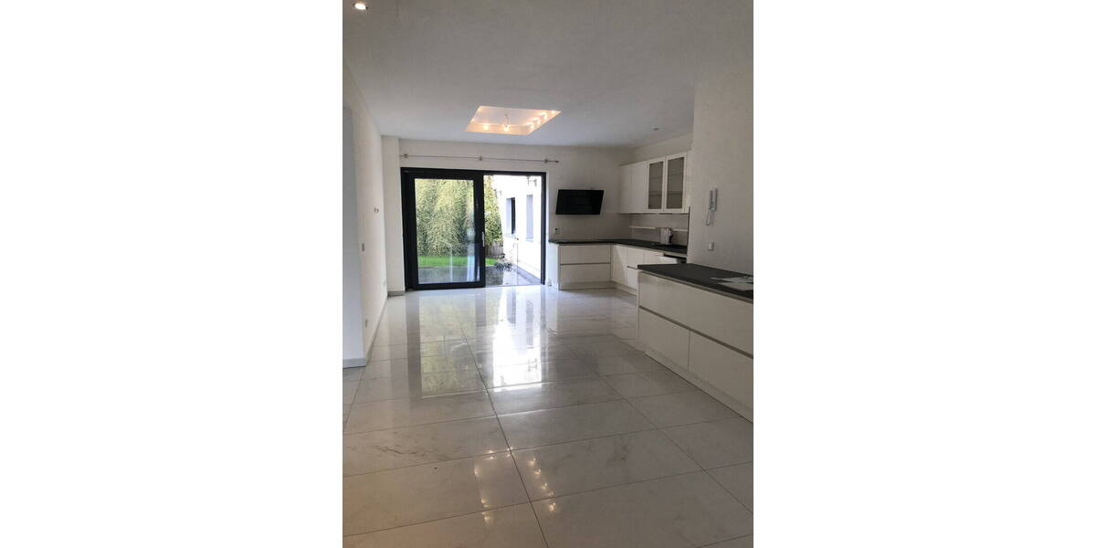 Etagenwohnung Nackenheim - 3 Zimmer, 144 m&sup2;, 695.000&euro; | Angebot:26794398