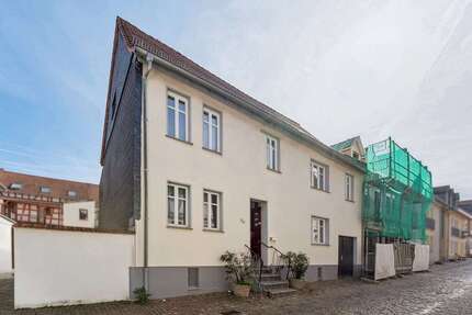 Haus Idstein - 9 Zimmer, 176 m&sup2;, 319.000&euro; | Angebot:26402635