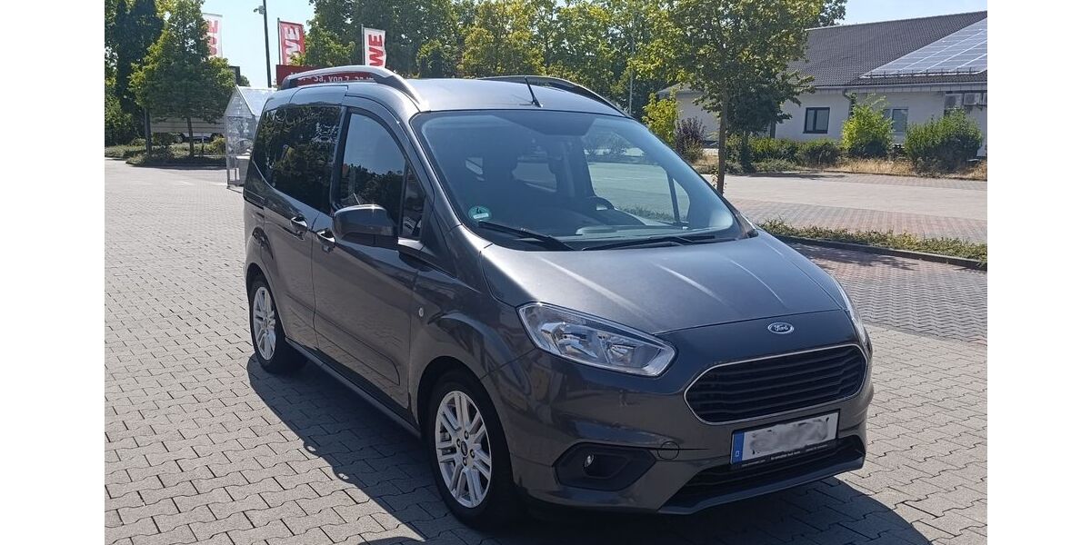 Ford Tourneo Courier 56.385 km 12.500 &euro; Wiesbaden 65205