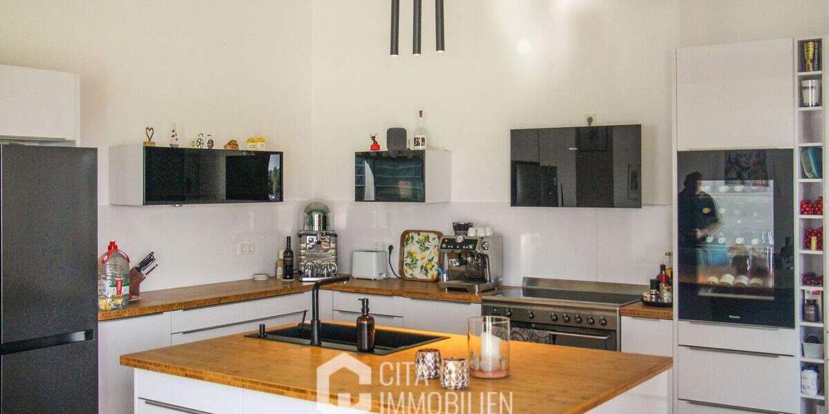 Wohnen & Arbeiten in Mainz-Hechtsheim: Moderne Wohn- und Gewerbeimmobilie mit Dachterrassen & Aufzug zimmer