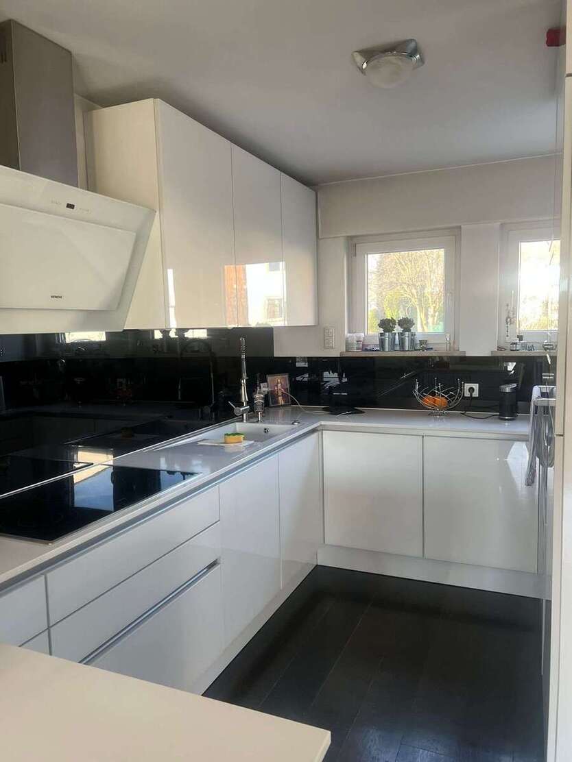 Haus zum Kaufen in Wiesbaden 859.000 € 150 m² 6 zimmer