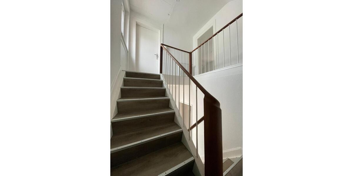 Etagenwohnung Wiesbaden Bierstadt - 4 Zimmer, 90 m&sup2;, 1.500&euro; | Angebot:26265654