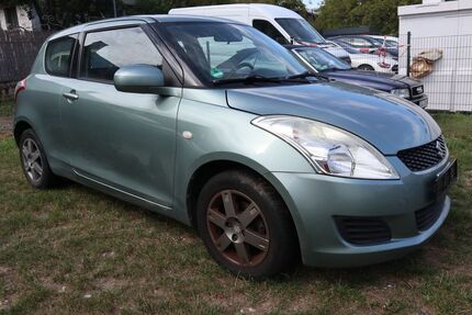 Suzuki Swift 220.000 km 2.400 &euro; Wiesbaden 65199
