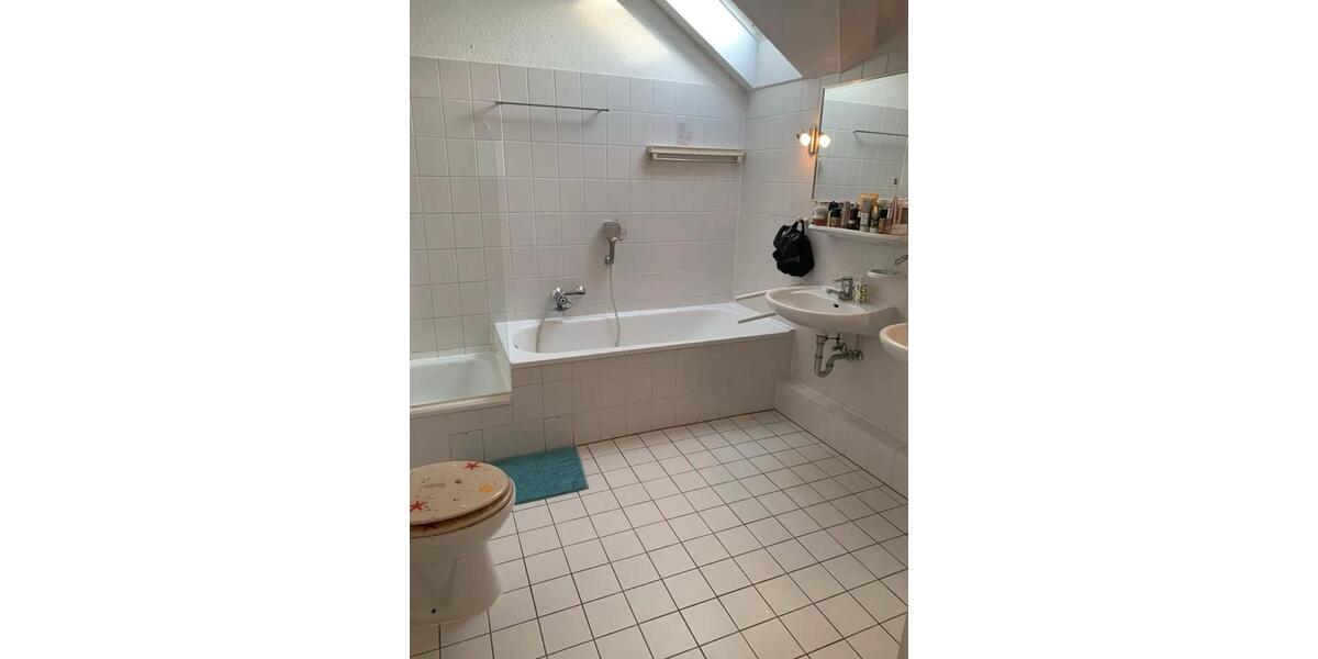 Dachgeschoßwohnung Hochheim am Main - 2 Zimmer, 75 m&sup2;, 309.000&euro; | Angebot:26096914