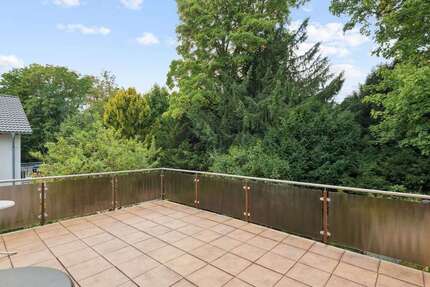 Haus zum Kaufen in Königstein im Taunus 949.000 € 334.12 m² 15 zimmer