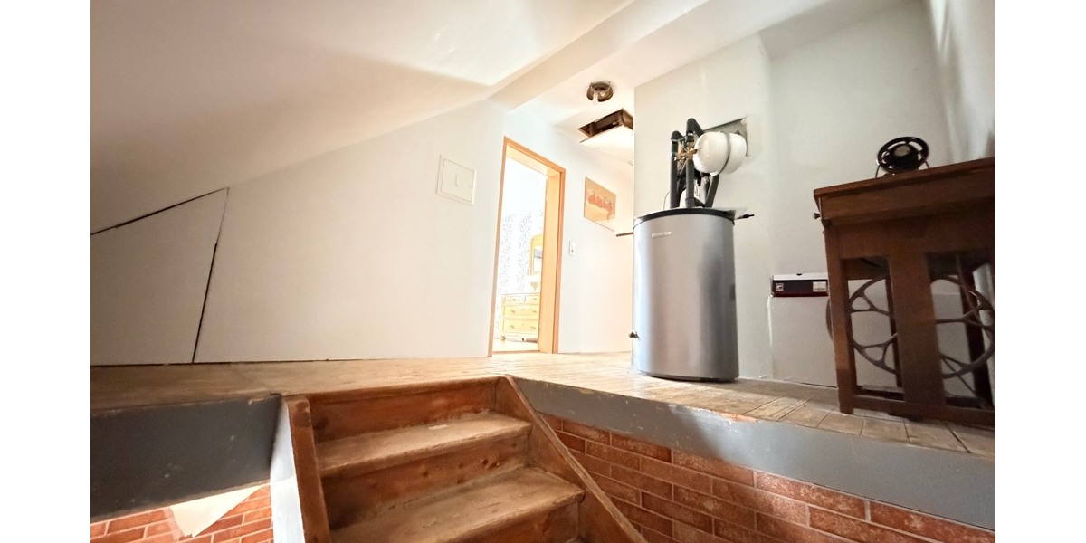 ***Sanierungsobjekt mit großem Potenzial in Mainz-Finthen, flexible Nutzungsmöglichkeiten*** - Einfamilienhaus Mainz Finthen | Angebot:26262022