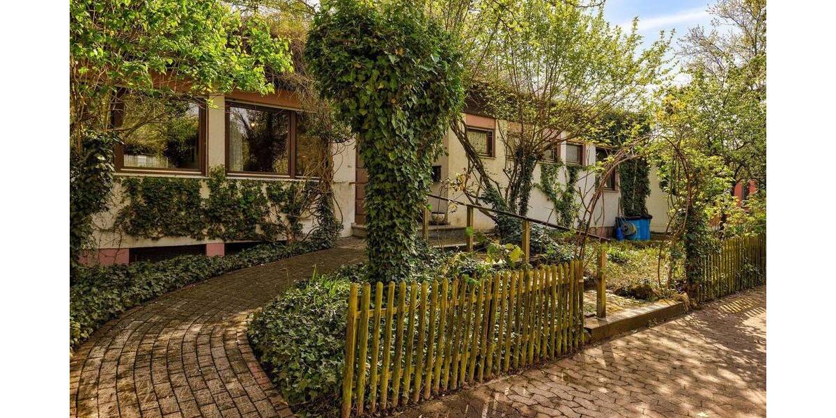 Einfamilienhaus Mainz Bretzenheim - 7 Zimmer, 162 m&sup2;, 1.190.000&euro; | Angebot:26257555