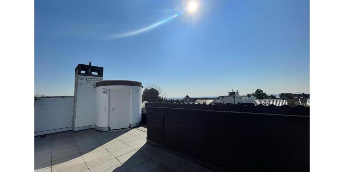 Atriumhaus mit großzügiger Dachterrasse in Wiesbaden Nordenstadt 4 zimmer