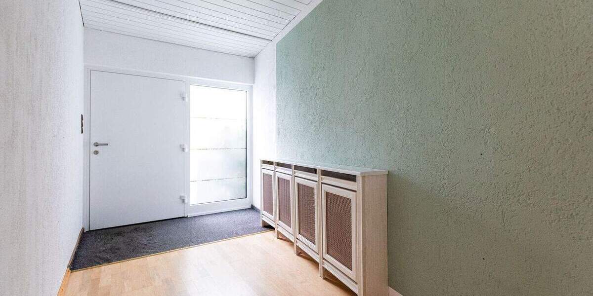 Mehrfamilienhaus, Wohnhaus Bischofsheim - 8 Zimmer, 695.000&euro; | Angebot:24966393