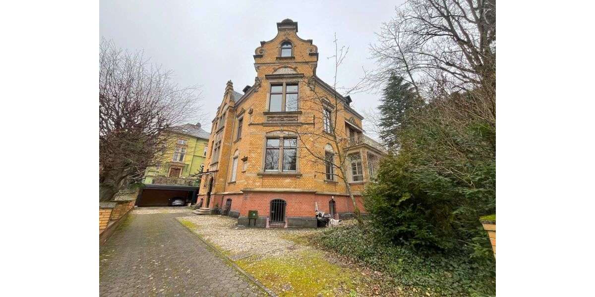Etagenwohnung Wiesbaden Südost - 3 Zimmer, 130 m&sup2;, 1.300&euro; | Angebot:26250599